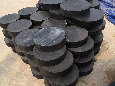 银海区板式橡胶支座由若干层橡胶片与薄钢板经加压硫化